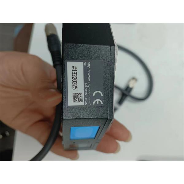 KEYENCE基恩士LK-G3000系列高速高精度CCD激光位移傳感器感測(cè)頭 LK-G10