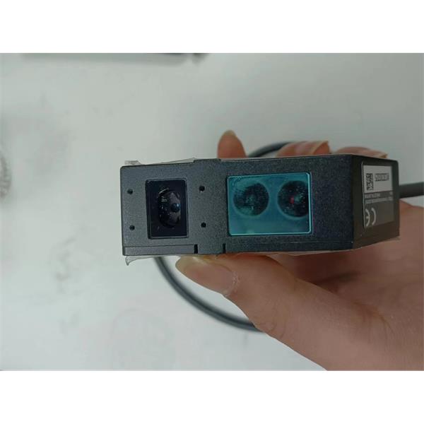 KEYENCE基恩士LK-G3000系列高速高精度CCD激光位移傳感器感測(cè)頭 LK-G10